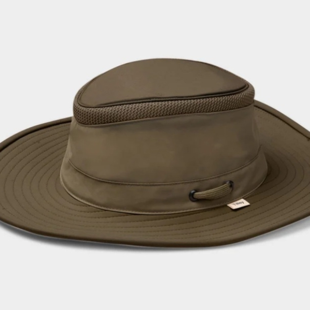 Tilley LTM6 Airflow Wide Brim Hat Size 8